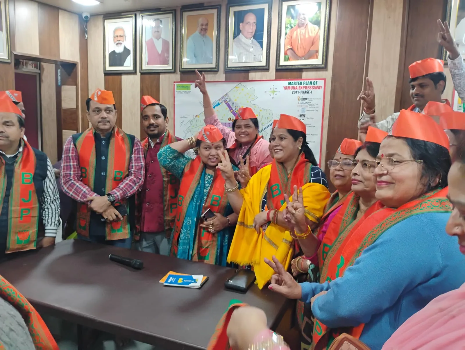 258a0220-0d13-42cf-80ff-ebf31a0e196a