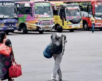 दिवाली पर बेंगलूरु से अन्य शहर जाने वालों को झटका, निजी बस मालिकों ने की जबरन वसूली