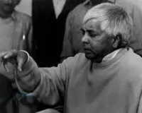  बिहार चुनाव में इंडी गठबंधन ने उतारी दागियों की फौज