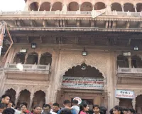 बांके बिहारी मंदिर का खजाना जानने में सबकी है रुचि