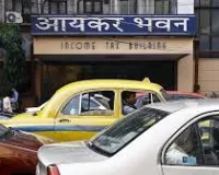 हैदराबाद में आयकर विभाग की बड़ी कार्रवाई