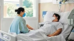  सरकार की शानदार शोशेबाजी बनाम बीमार स्वास्थ्य सेवा