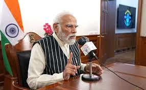 भाषा विवाद छोड़ें संस्कृत अपनाएं