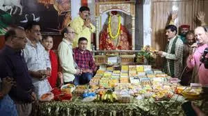 पूर्व भाजपा सांसद को वाल्मीकि समुदाय के आक्रोश का सामना करना पड़ा