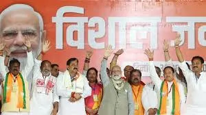  भ्रष्टाचार के युवराजों ने झूठ की दुकान खोल रखी है