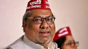 यदुवंशी हैं तो कृष्ण जन्मभूमि के लिए आवाज उठाएं अखिलेश