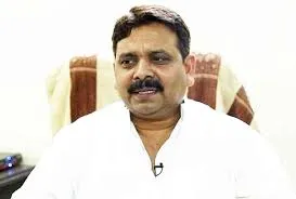 मंत्री रविन्द्र जायसवाल के आई फोन में अन्य सिम एक्टिव, जांच शुरू