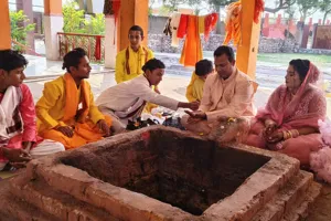 मुस्लिम परिवार ने वैदिक रीति से अपनाया सनातन धर्म
