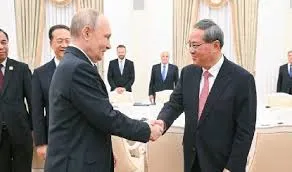 पुतिन-ली कियांग मुलाकात: व्यापार, कूटनीति में नई उड़ान, दोनों देशों के बीच 'अभूतपूर्व' सहयोग