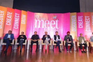 विदेशियों को भाया आगरा का जूता, 18500 करोड़ की बुकिंग हुई