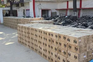  चुनाव में बिहार जा रही 7500 लीटर शराब पकड़ी गई