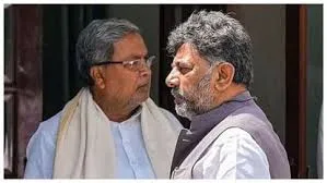 डीके शिवकुमार का आमंत्रण, सिद्धारमैया की हामी और सीएम पद की दौड़ में नई हलचल