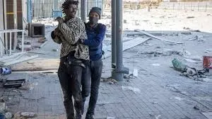 दक्षिण अफ्रीका में अवैध बार में तड़के हुई भीषण गोलीबारी, तीन बच्चों सहित 11 लोगों की मौत